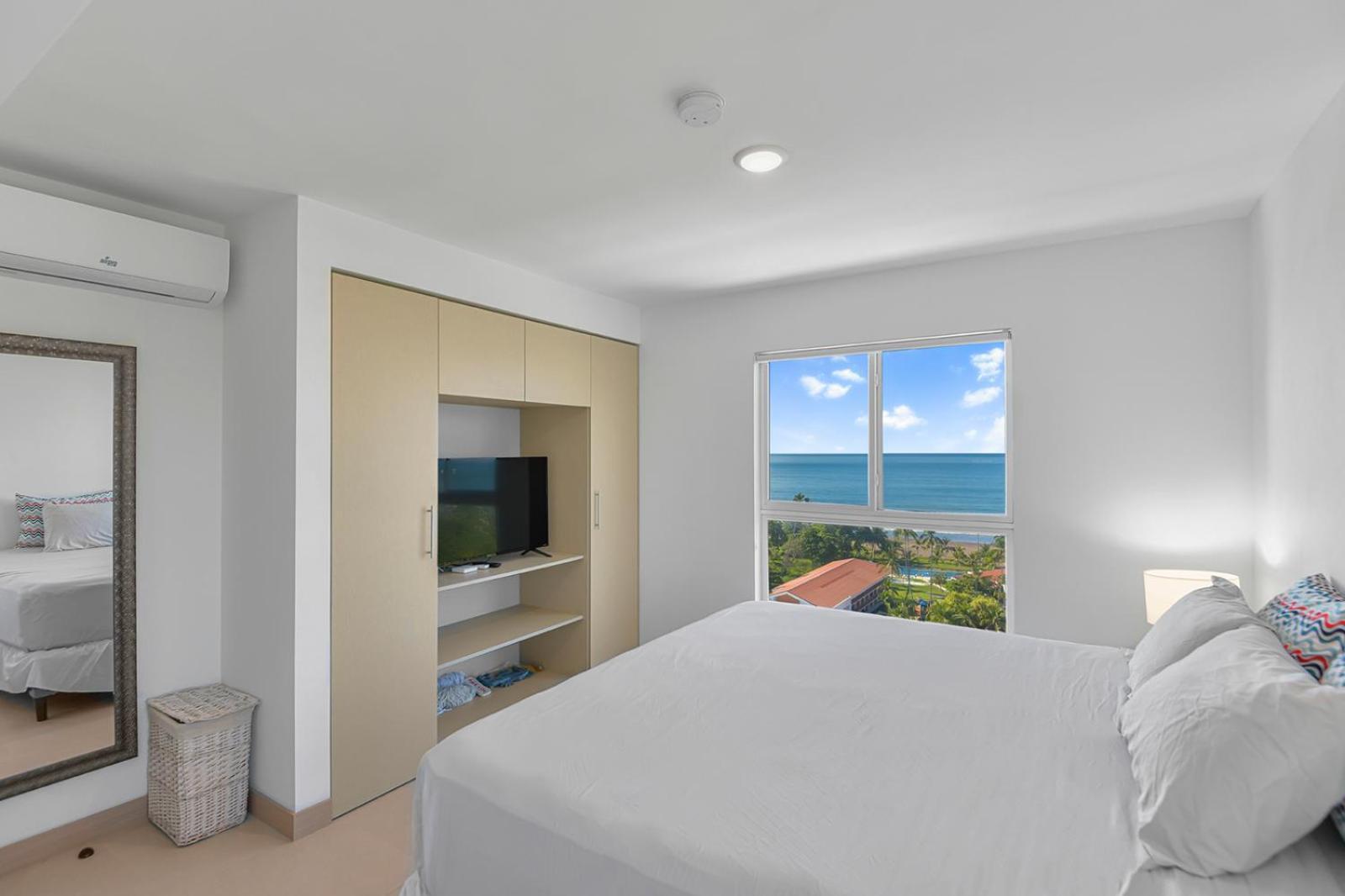 Ocean View Condo At Viva Jaco, Newly Built Luaran gambar